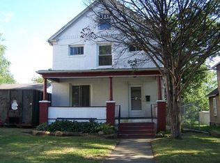 925 South St, Niles, OH 44446