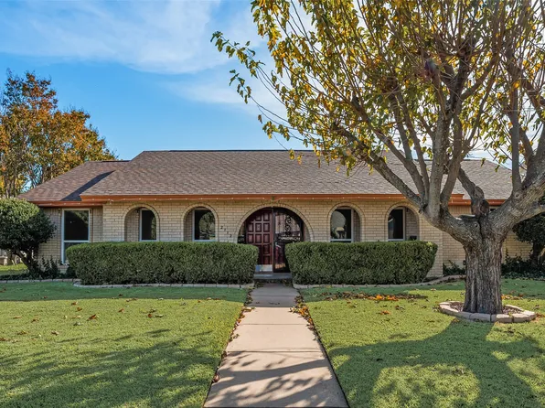 2112 Plymouth Rock Dr, Richardson, TX 75081