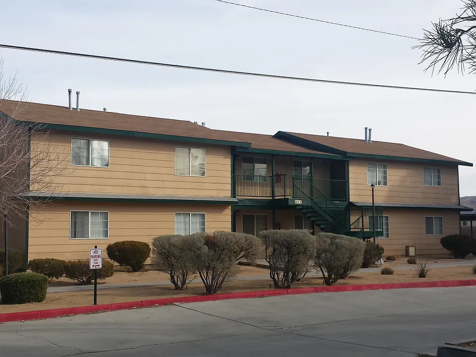 College Heights Apartments