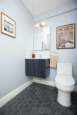 Rented by Olshan Realty | media 10