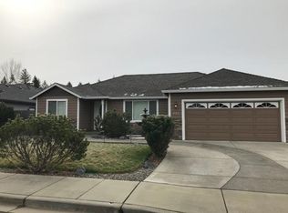 112 Sanger Ln, Cave Junction, OR 97523