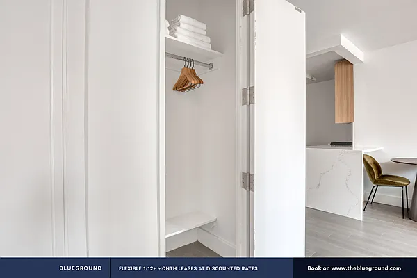 Rented by The Blueground | media 158