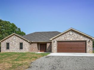 112443 S 4610th Rd, Sallisaw, OK 74955