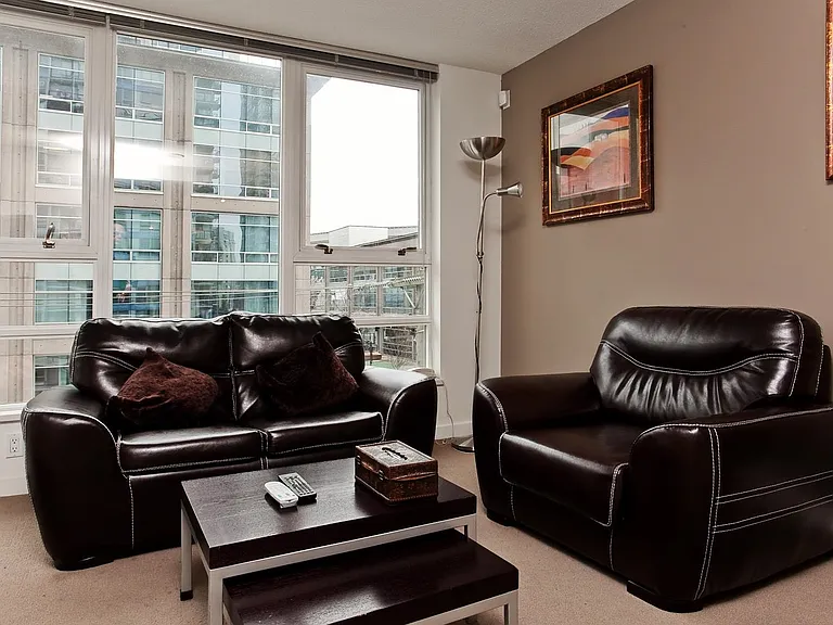 928 Beatty St #706 — Photo 2