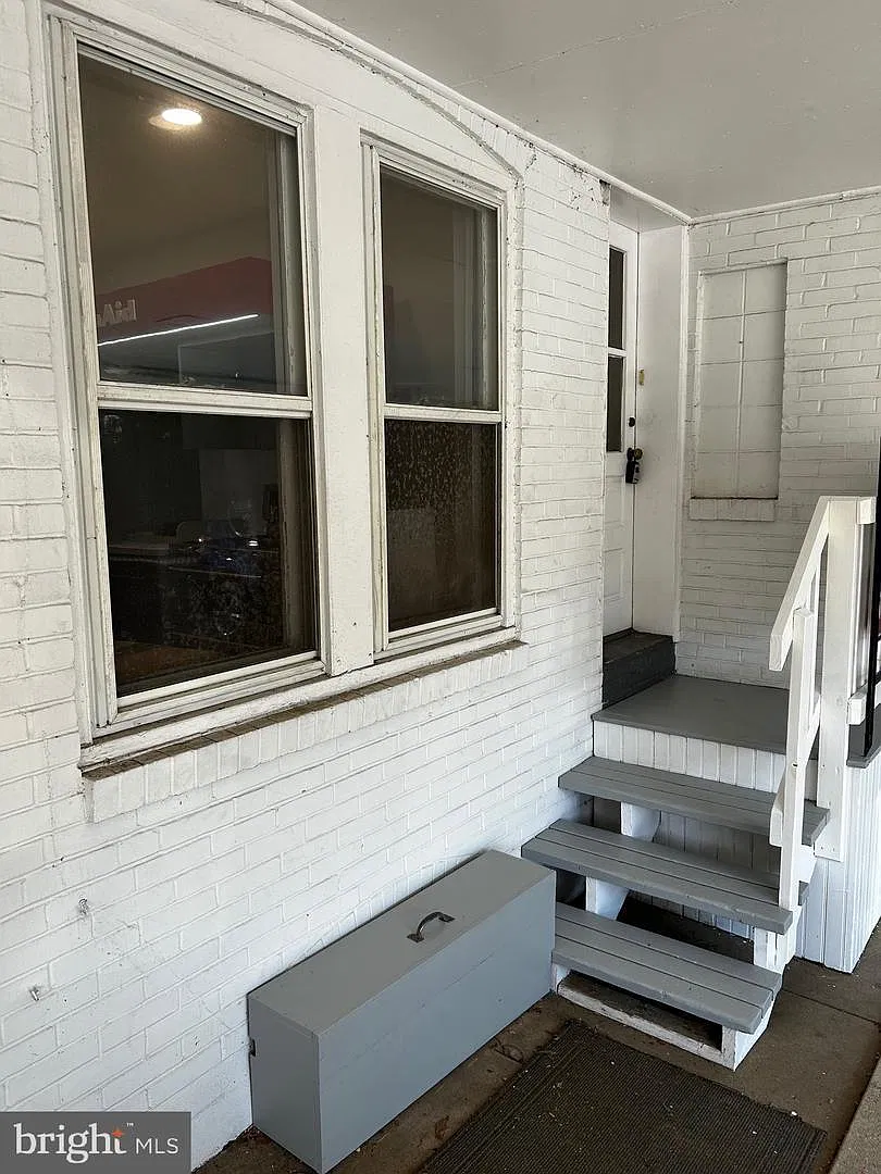 2 bed, $1,800 — Photo 2