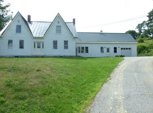 318 Pond Rd, Newcastle, ME 04553