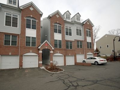 15 Goffle Brook Ct #208, Hawthorne, NJ, 07506
