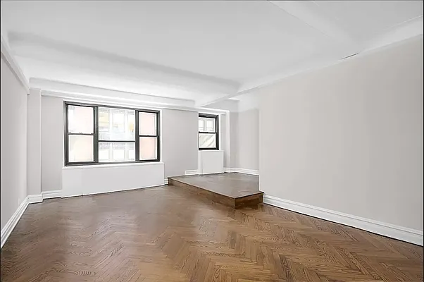 Rented by REAL New York | media 10