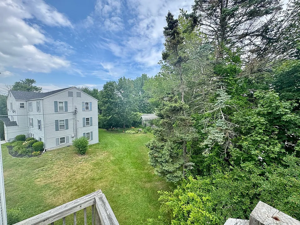 27 Minott St #7
