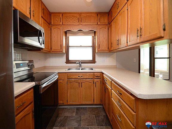 2nd image of 4121 Teri Ln