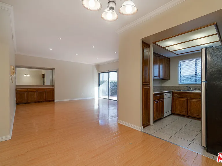 1911 Overland Ave #2 — Photo 11