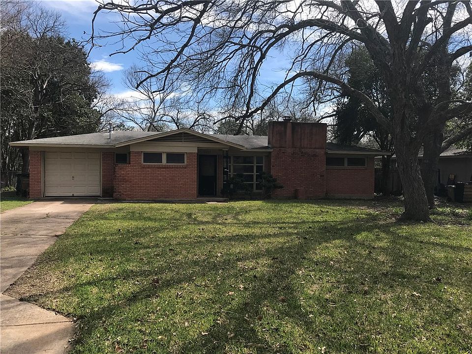 1st image of 6407 Cary Dr