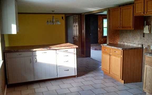 4th image of 26122 Beech Cir