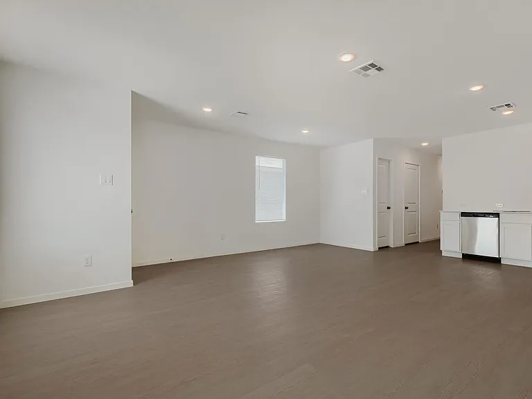 6829 Chert Chase — Photo 3