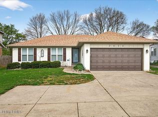 3414 Hunsinger Ln, Louisville, KY