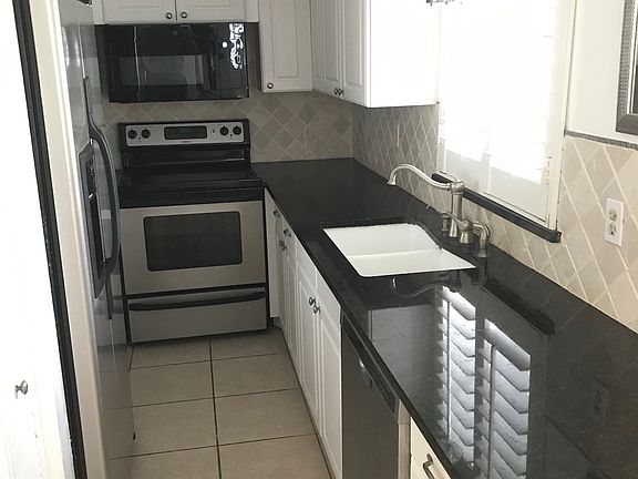 3rd image of 1275 7th Ave N #301