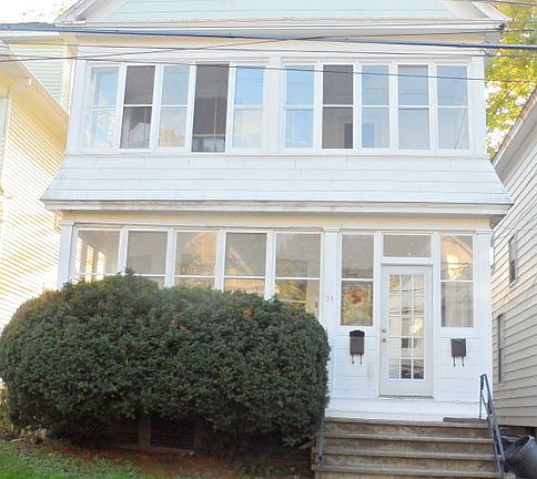 4th image of 34 Barclay St #2