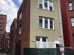 1619 Swann St NW, Washington, DC 20009