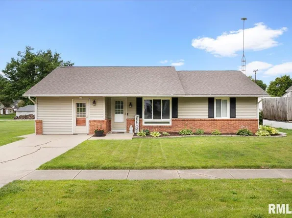 515 S Main St, Sheffield, IL 61361