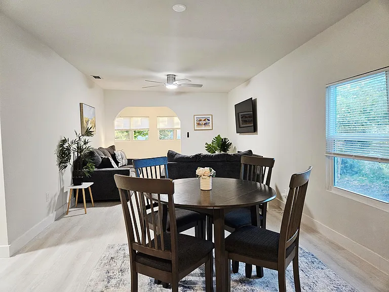 719 Briggs St — Photo 8
