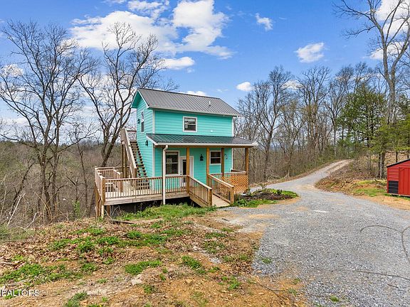 3rd image of 197 Ruth Ln