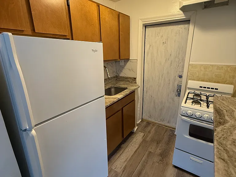 3610 Woodbine Ave #2 — Photo 9