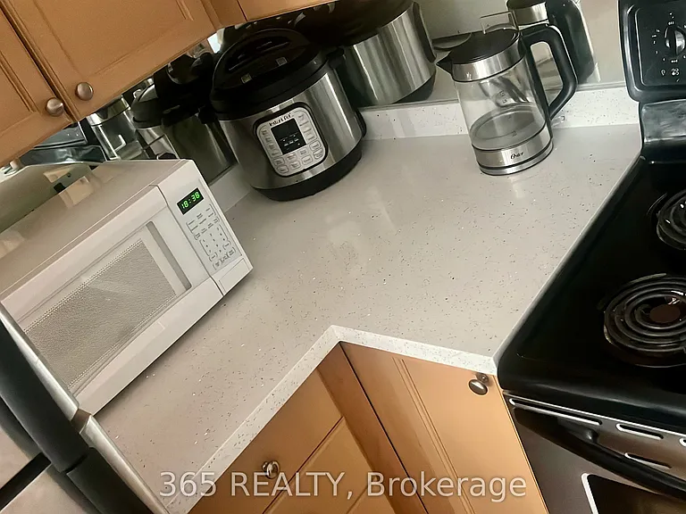 4975 Southampton Dr #263 — Photo 4