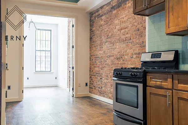 Rented by ERNY LLC | media 2