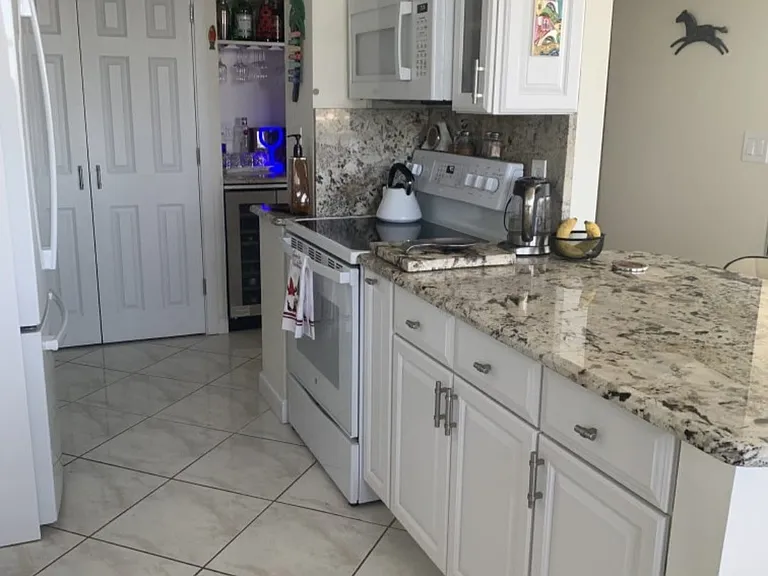 2121 N Ocean Blvd #1109W — Photo 7