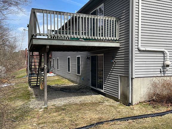 4th image of 18 Misty Meadow Ln