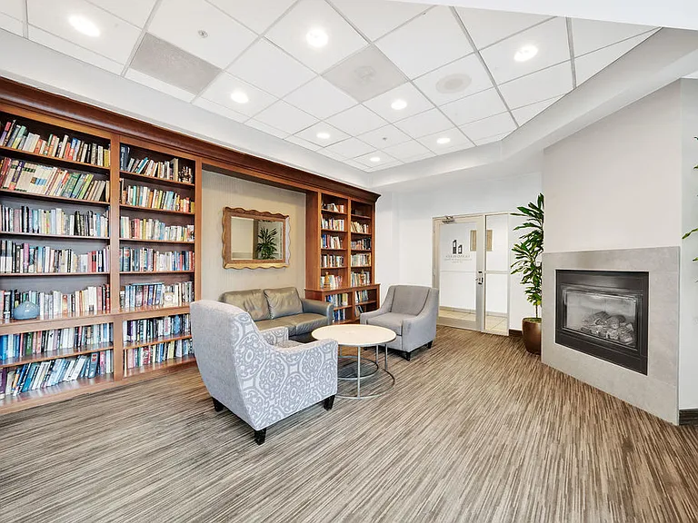 545 N Dearborn St #2510 — Photo 23