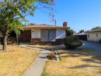 2114 Palm Ave, Sanger, CA, 93657