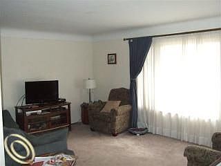2nd image of 26784 Baldwin St