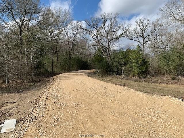 1st image of 18965 Meadows Overlook Ln