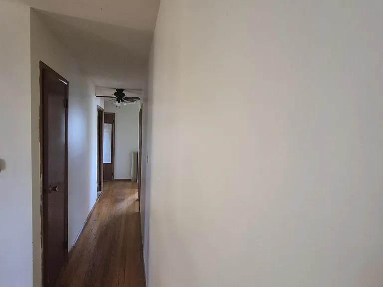 24 N Willow Ln — Photo 7