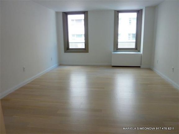 5th image of 200 W 58th St APT 12D