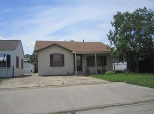 1439 W Procter St, Port Arthur, TX 77640