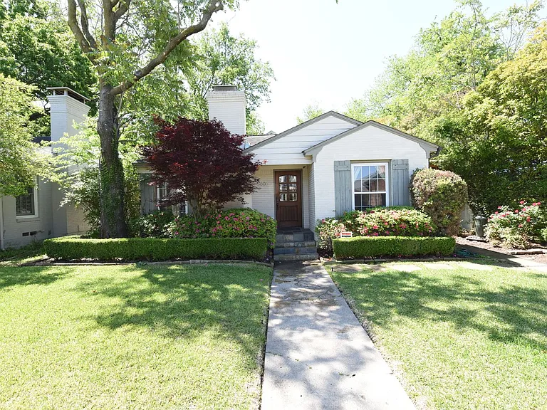 5606 Stanford Ave — Photo 1
