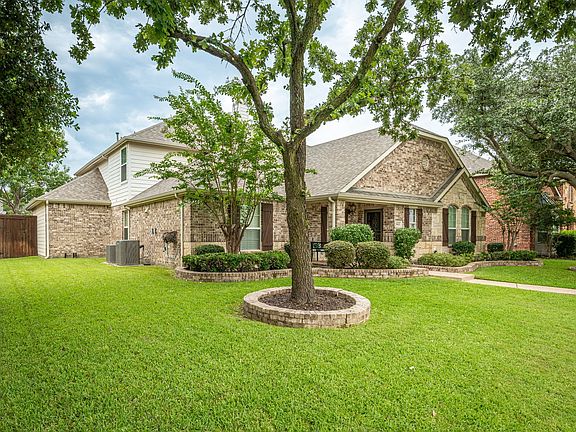 2nd image of 1611 Country Brook Ln