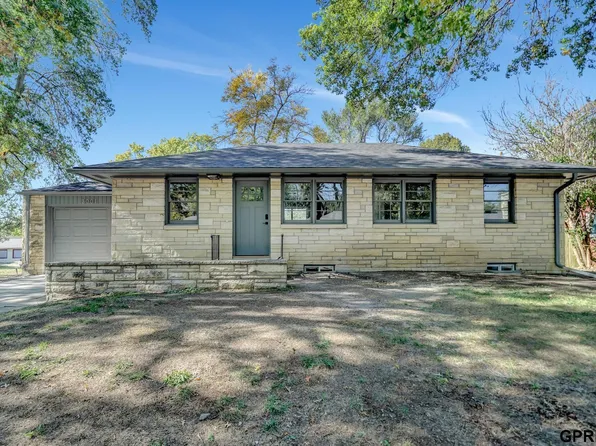 3001 Strauss Ct, Lincoln, NE 68507