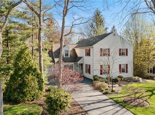 4445 Farm Dr, Allentown, PA 18104