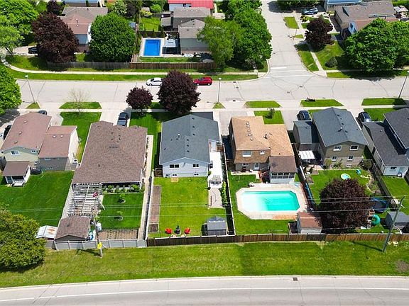 5th image of 1828 Earlwood Dr