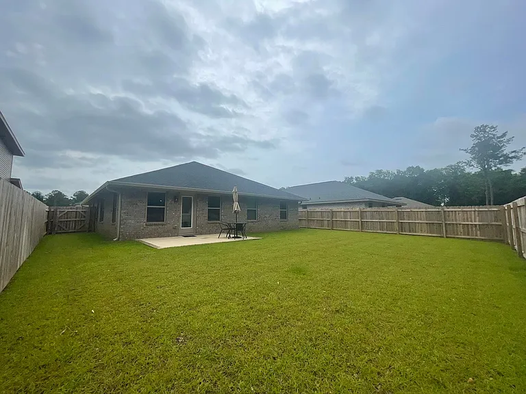 124 Ridgeway Cir — Photo 17