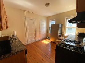 43 Teele Ave