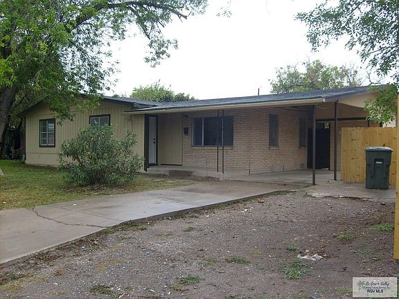 2nd image of 922 E Little Creek Dr