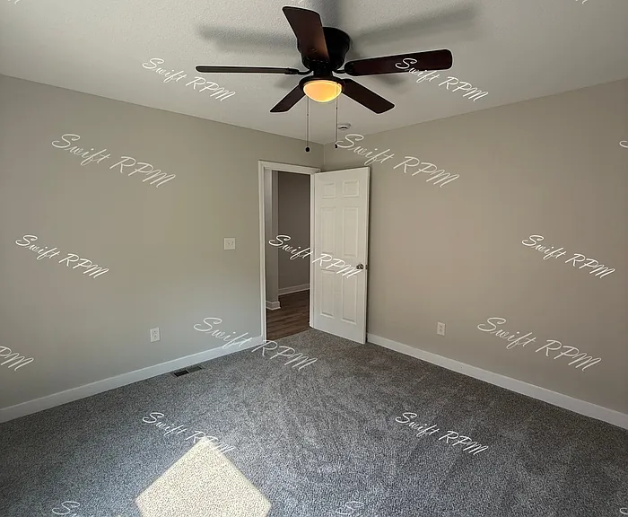 1038 Oakland Ave #1 — Photo 11