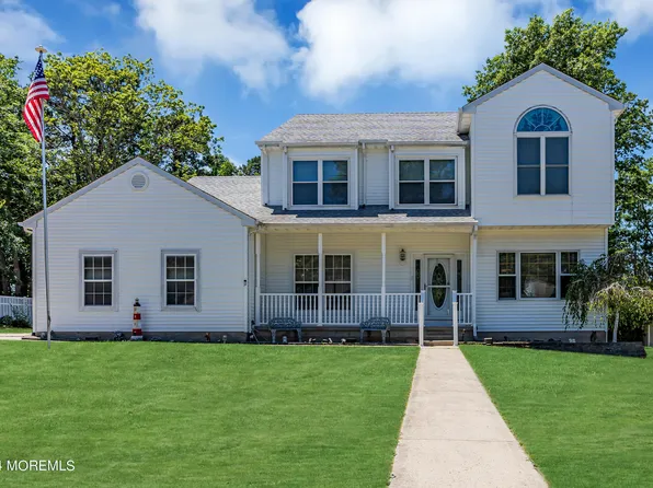 183 Royal Oak Drive, Waretown, NJ 08758