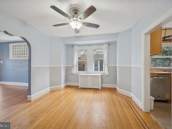 4th image of 420 Passmore St