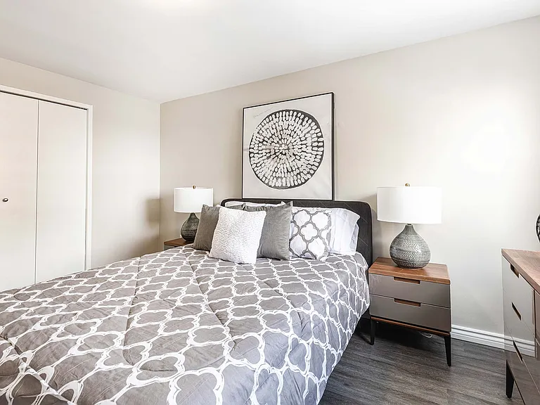 50 Memorial Dr #205-805-806 — Photo 12