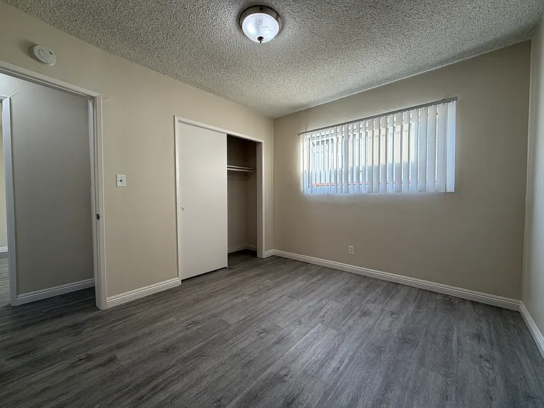 1104 S Marengo Ave #B — Photo 16
